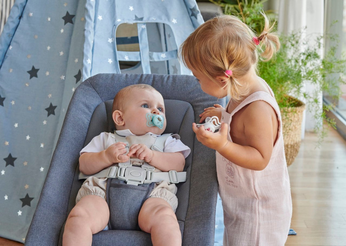 Chicco Glow in the dark snuð 2-6M 2 í pakka