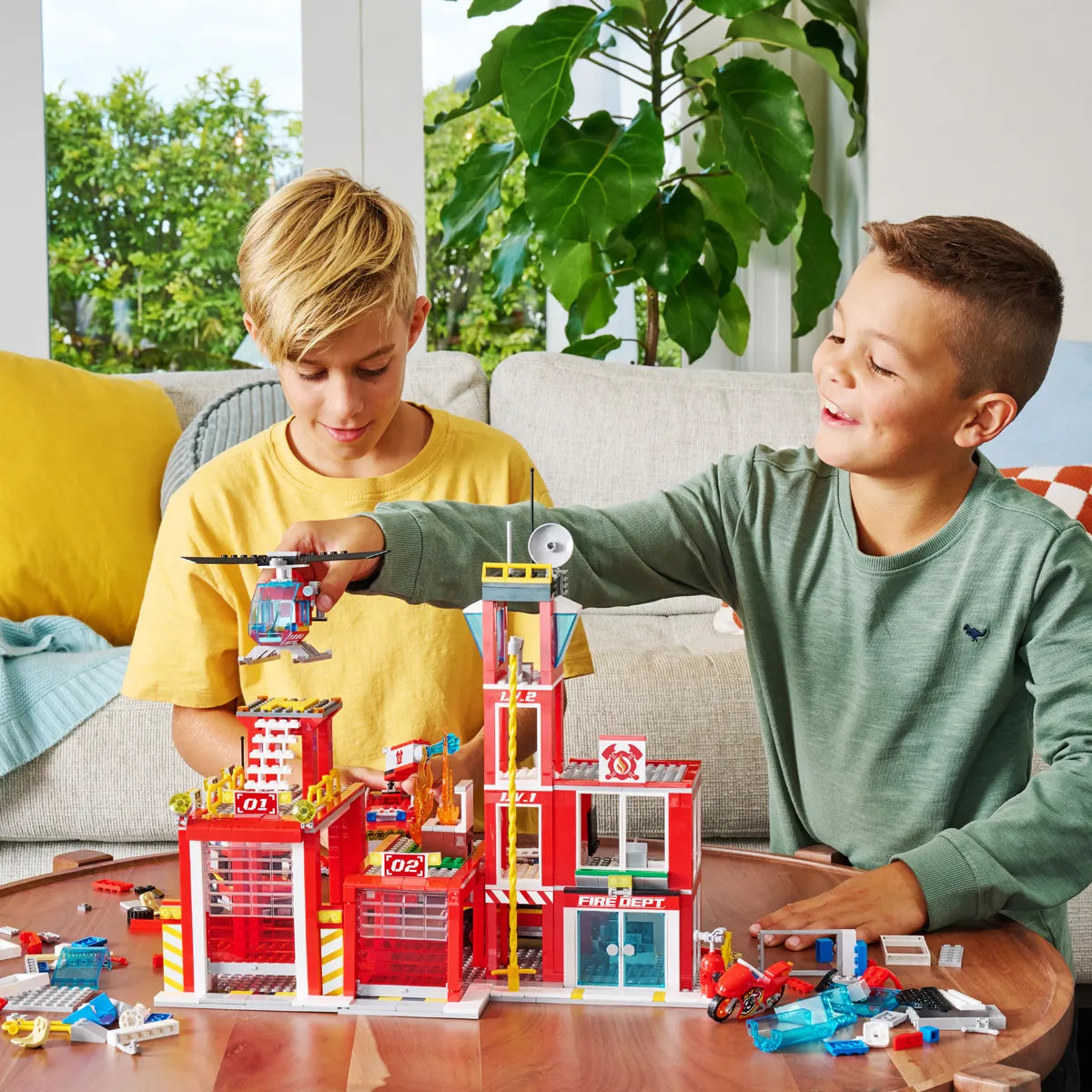 Zuru Max City Stór Slökkvistöð 976 kubbar